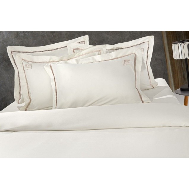 Σετ Παπλωματοθήκη King Size 3 Τεμαχίων Guy Laroche Blend Amethyst-Ivory 260x260 Σετ Παπλωματοθήκη King Size 3 Τεμαχίων Guy Laroche Blend Amethyst-Ivory 260x260