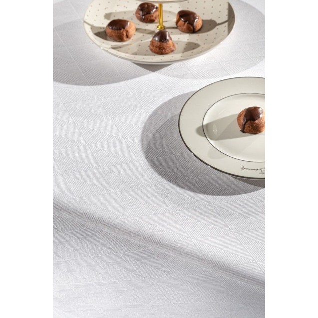 Τραπεζομάντηλο Guy Laroche Motion White 160x320 Τραπεζομάντηλο Guy Laroche Motion White 160x320