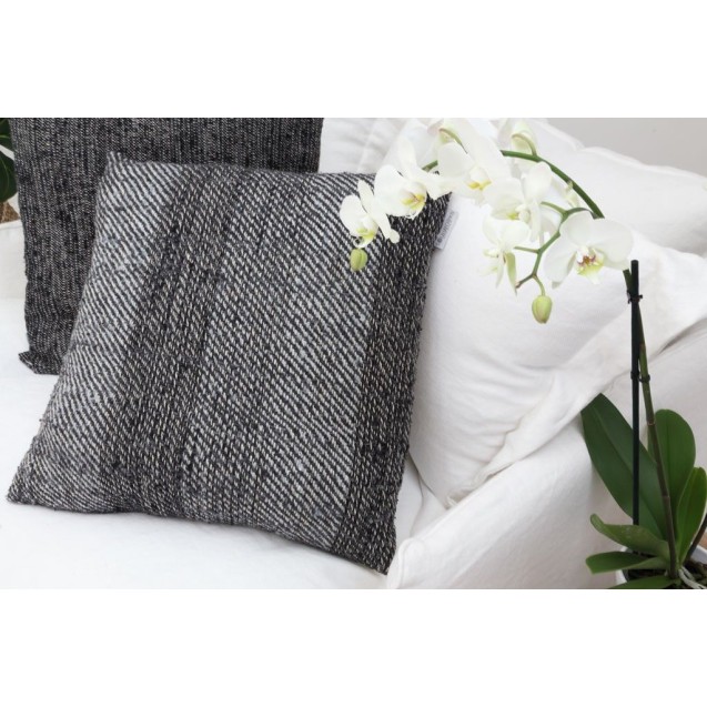 Διακοσμητικό μαξιλάρι Meren Grey/Black (50x50) Soulworks 0620003 Διακοσμητικό μαξιλάρι Meren Grey/Black (50x50) Soulworks 0620003
