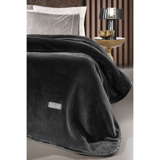 Κουβέρτα Βελουτέ Υπέρδιπλη Guy Laroche Cheval Anthracite 220x240 Κουβέρτα Βελουτέ Υπέρδιπλη Guy Laroche Cheval Anthracite 220x240