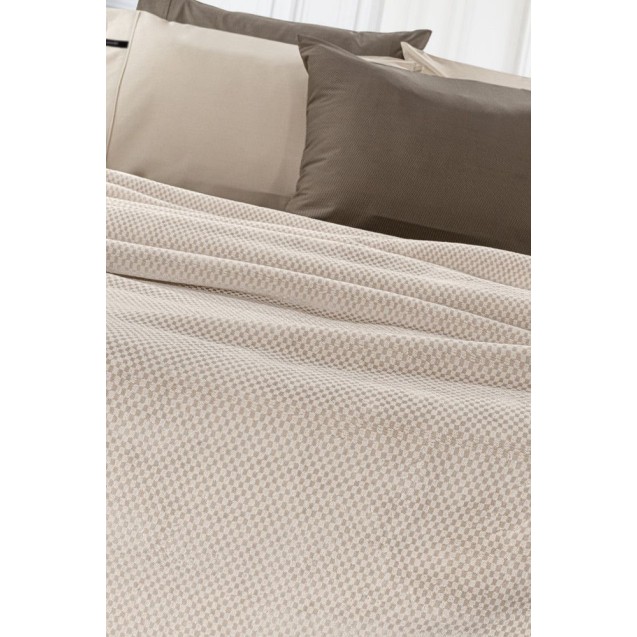 Κουβέρτα Βελουτέ Υπέρδιπλη Guy Laroche Cheval Perla 220x240 Κουβέρτα Βελουτέ Υπέρδιπλη Guy Laroche Cheval Perla 220x240