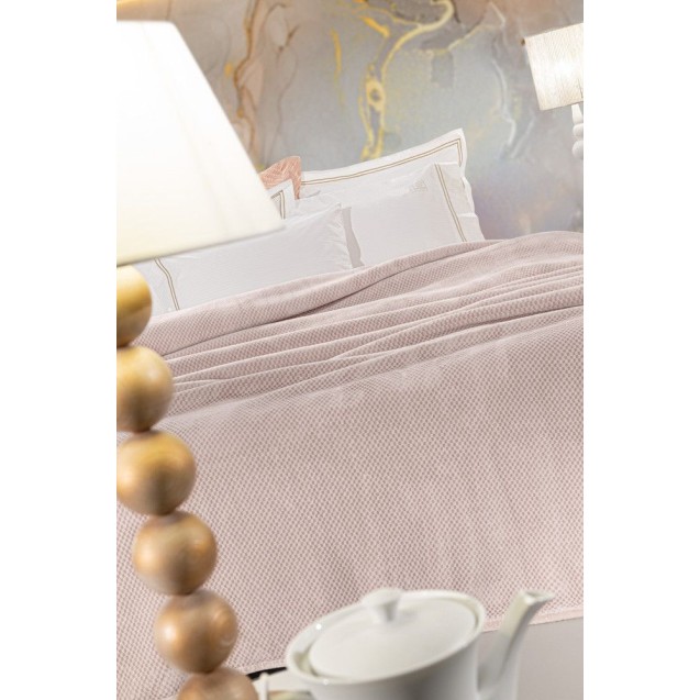 Κουβέρτα Βελουτέ Υπέρδιπλη Guy Laroche Cheval Pudra 220x240 Κουβέρτα Βελουτέ Υπέρδιπλη Guy Laroche Cheval Pudra 220x240