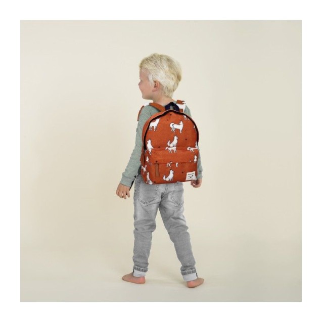 Σακίδιο Kidzroom Wondering Wild Cognac 31X23X8 Σακίδιο Kidzroom Wondering Wild Cognac 31X23X8